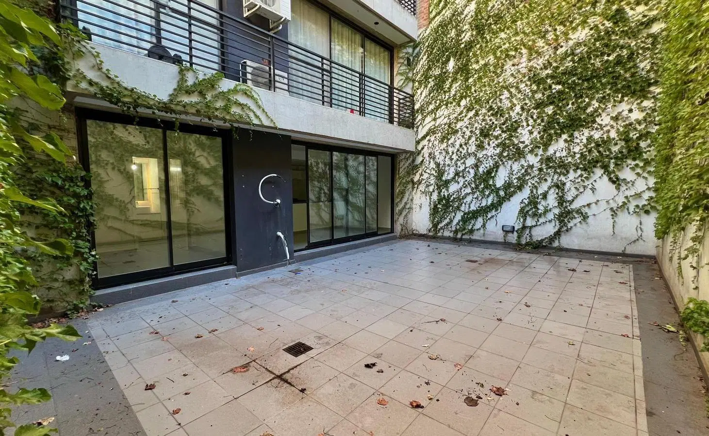 DEPARTAMENTO EN ALQUILER DE 1 DORMITORIO CON PATIO Y COCHERA 4
