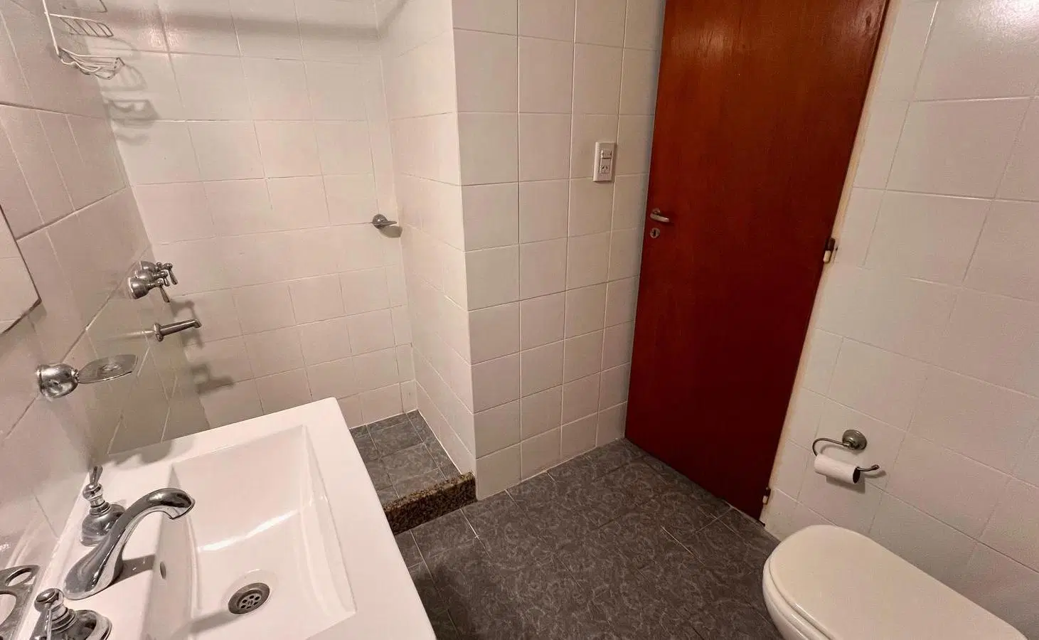 Departamento en alquiler barrio Lourdes - amoblado 2