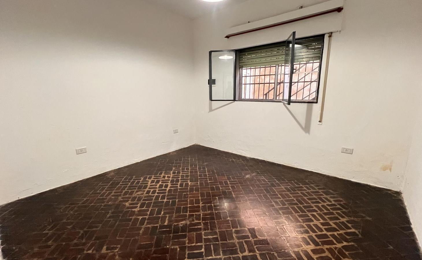 Foto de Departamento de pasillo en alquiler - Arroyito, imagen 3