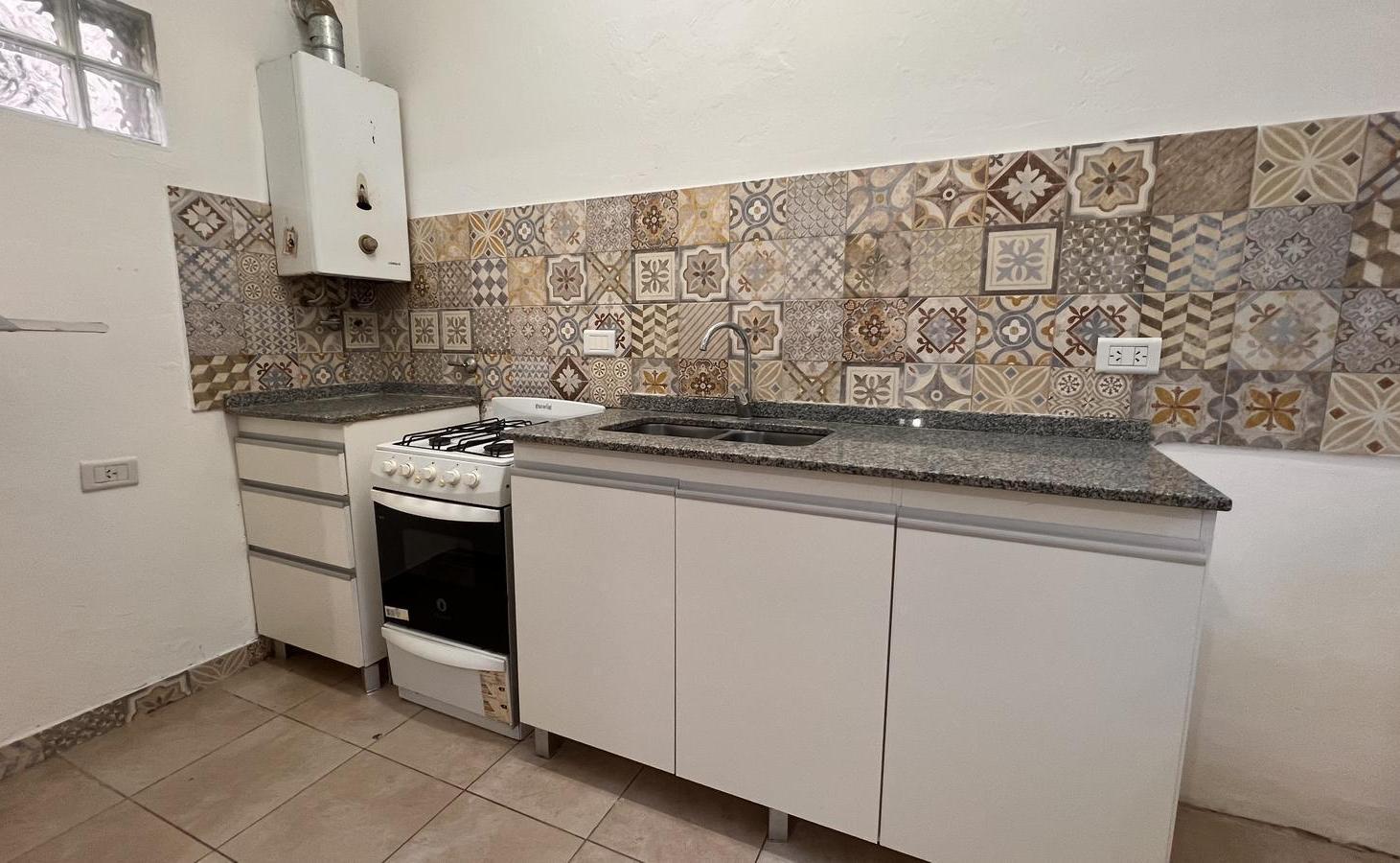 Foto de Departamento de pasillo en alquiler - Arroyito, imagen 1