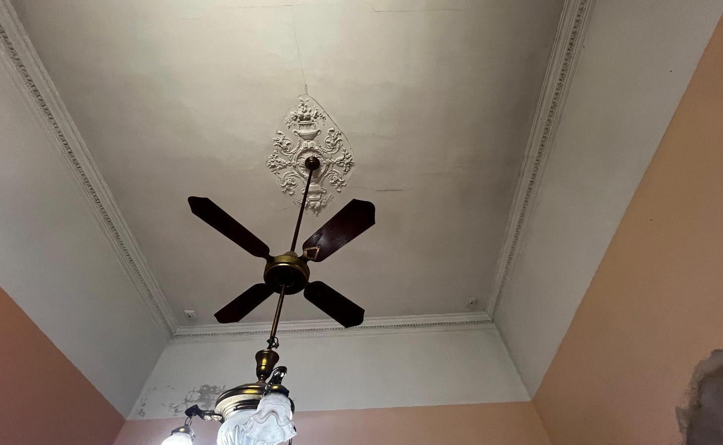 Foto de CASA EN VENTA A RECICLAR - BARRIO ABASTO, imagen 1