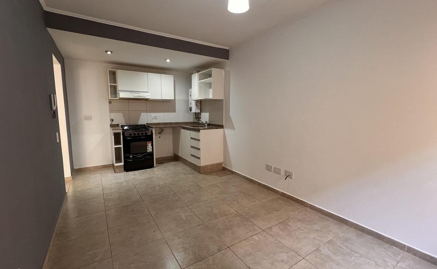 Foto de Departamento en venta con cochera, imagen 2