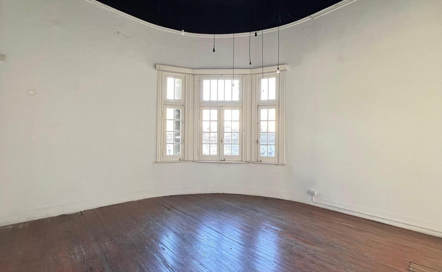 Foto de OFICINA EN ALQUILER - EDIFICIO PATRIMONIO HISTÓRICO, imagen 4