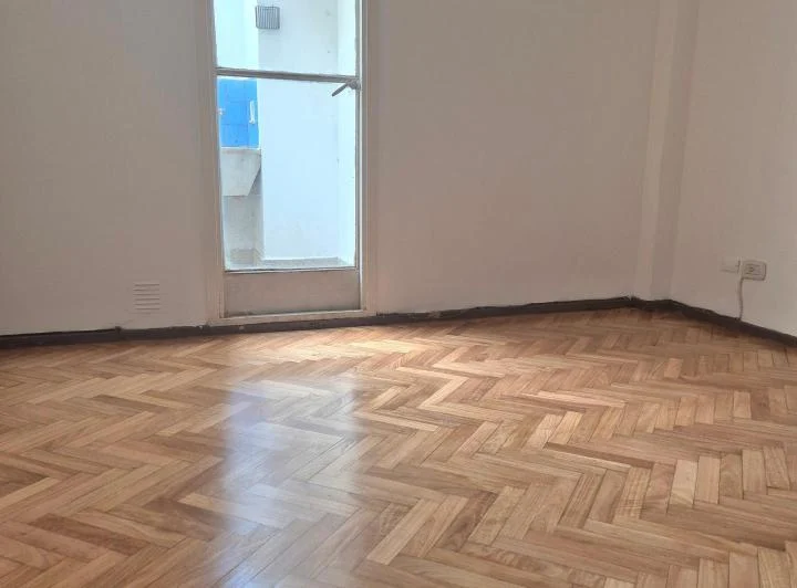 Luminoso dos ambientes, apto profesional 4