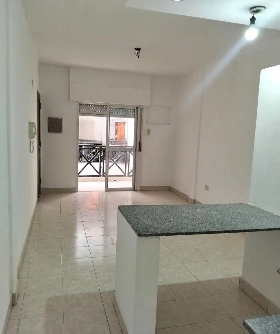 ALQUILER - DEPARTAMENTO - 1 dormitorio. Junin 800 Pleno centro de Corrientes 5