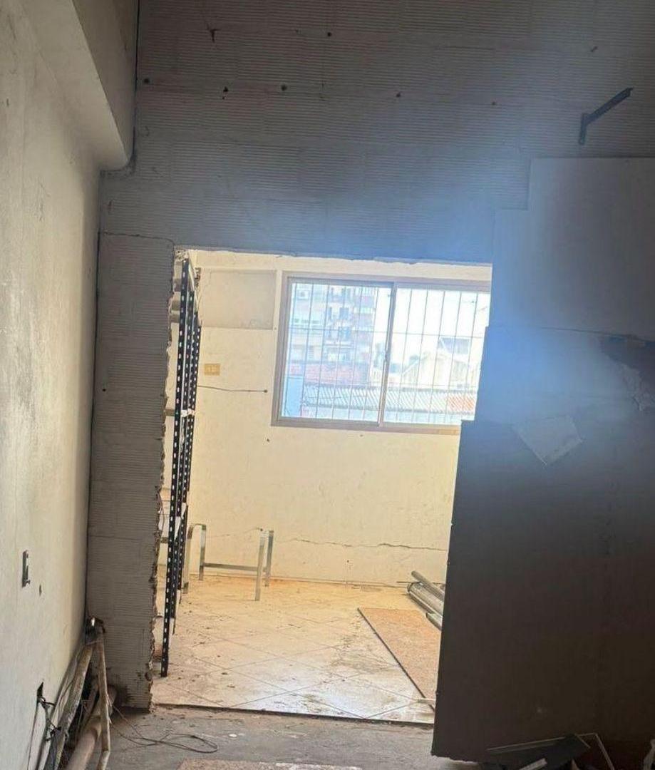 Foto de LOCAL COMERCIAL en ALQUILER: en el centro de la Peatonal de Corrientes, imagen 4