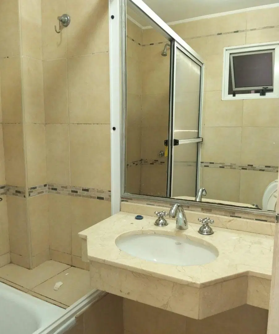 Alquiler: Amplio departamento 1 dormitorio c/cochera San Lorenzo esq. Lavalle 3