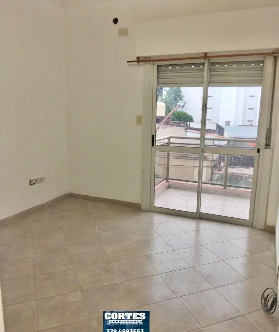 Alquiler: Amplio departamento 1 dormitorio c/cochera San Lorenzo esq. Lavalle 4