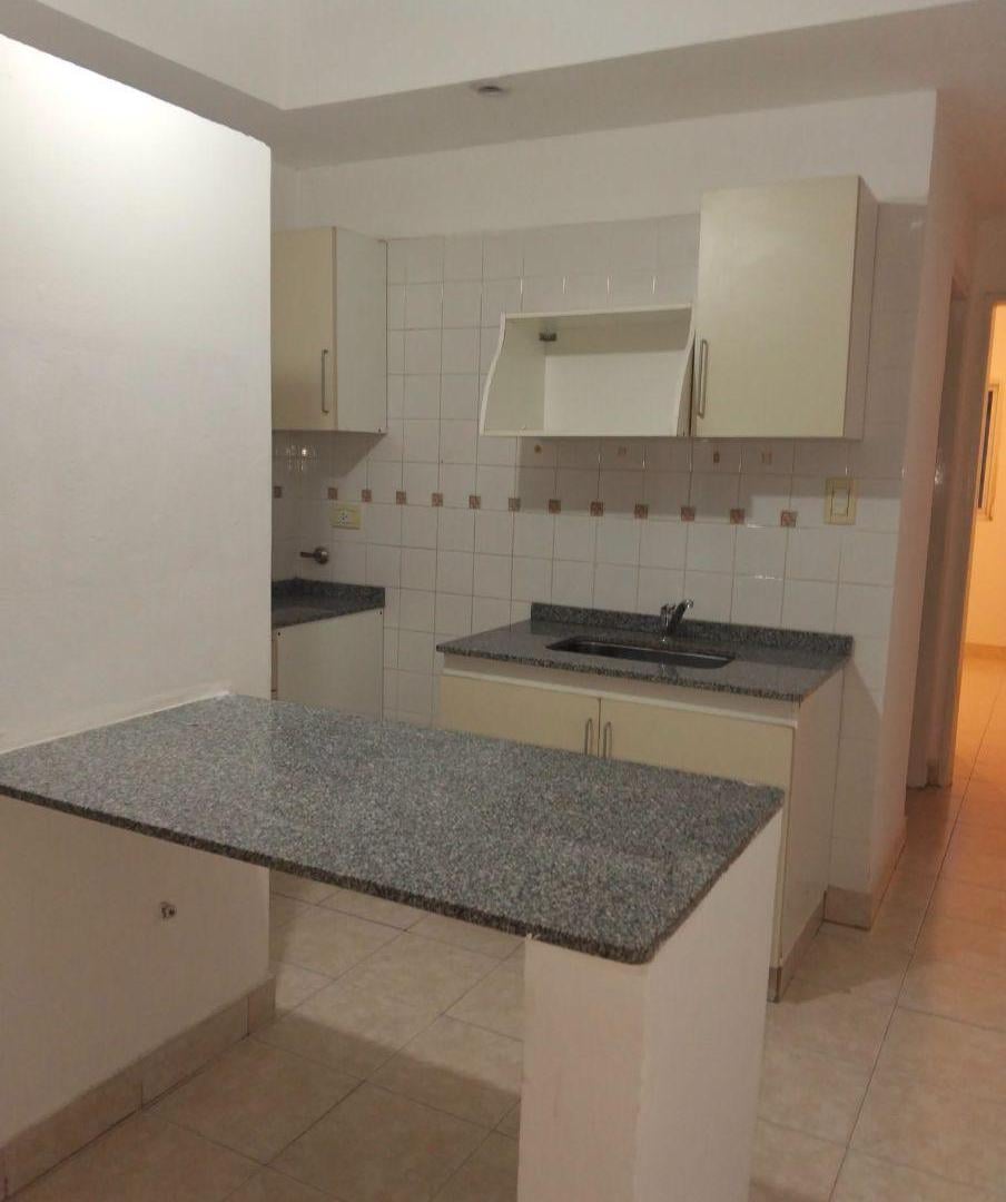 Foto de ALQUILER - DEPARTAMENTO 1 DORMITORIO - CENTRO. JUNIN 800, imagen 5