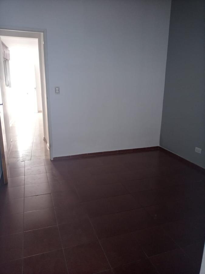 Foto de Departamento en alquiler - Castelar, imagen 3