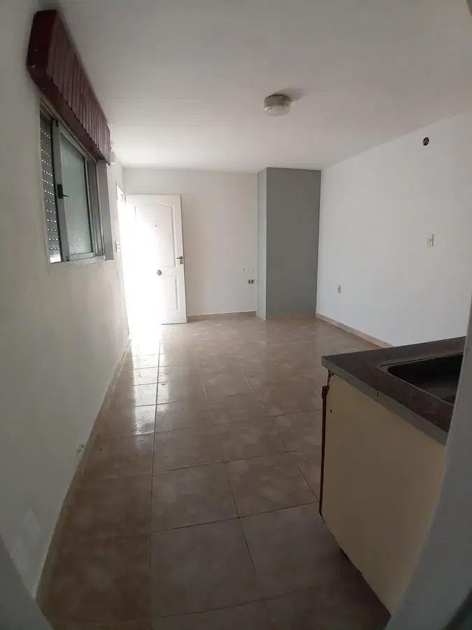 Departamento en alquiler  - Castelar 4