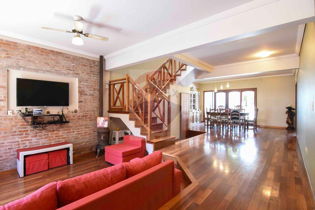 Venta Chalet 5 Ambientes Quincho Pileta Liniers 5