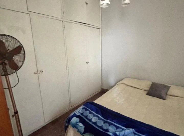 VENTA CASA 2AMB y 1/2 RAFAEL CALZADA 5