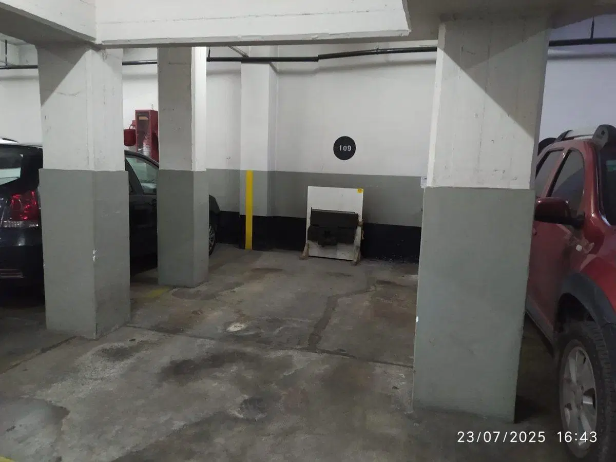 VENTA COCHERA FIJA Y CUBIERTA SAN TELMO 4