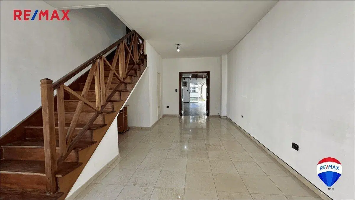 VENTA 4 AMB. QUILMES JARDIN Y COCHERA SIN EXPENSAS 3
