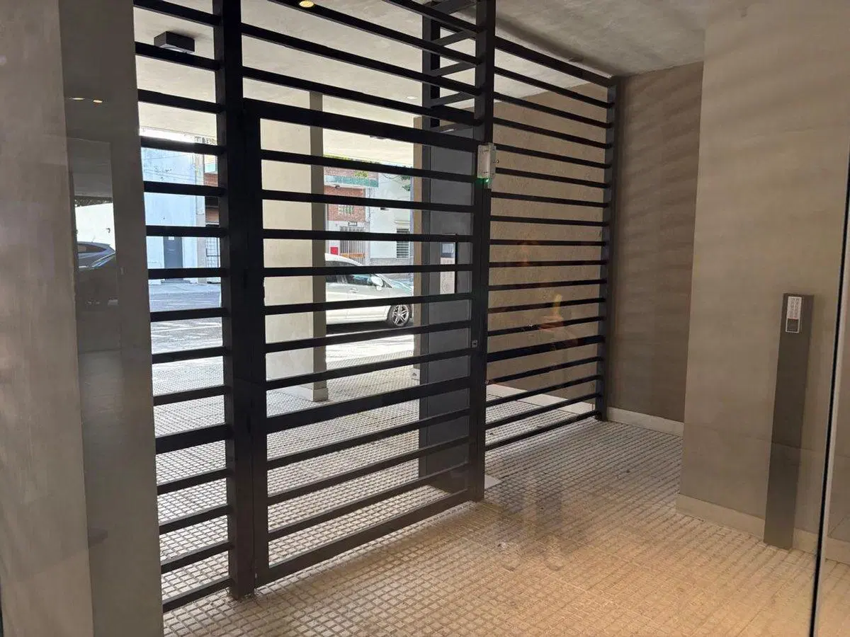 Venta Monoamb a Estrenar con Balcón y cochera CABA 4