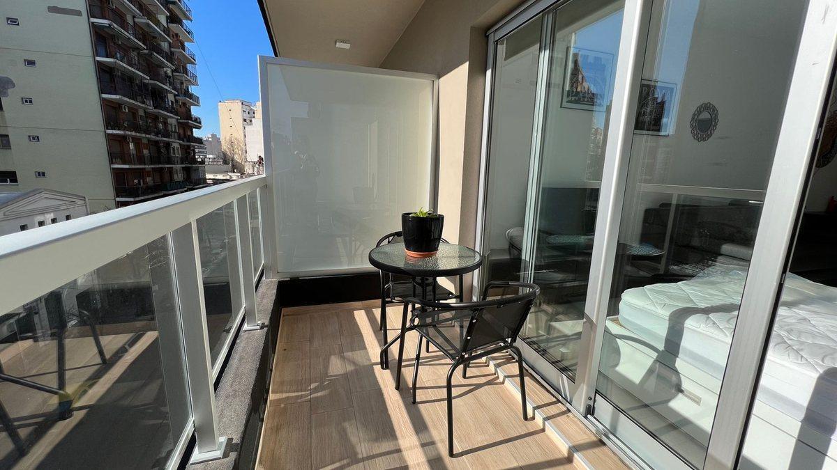 ALQUILER CABALLITO BALCON PILETA ZONA HOSPITALES