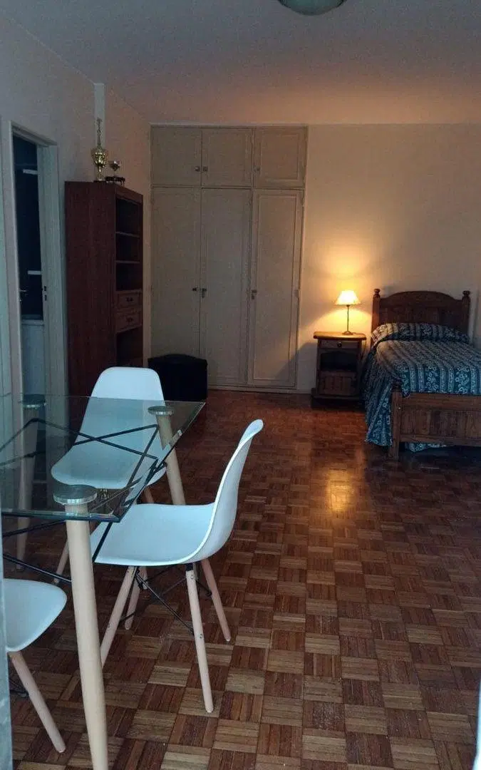 ALQUILER TEMPORAL MONOAMBIENTE c/BALCON -SAN TELMO 3