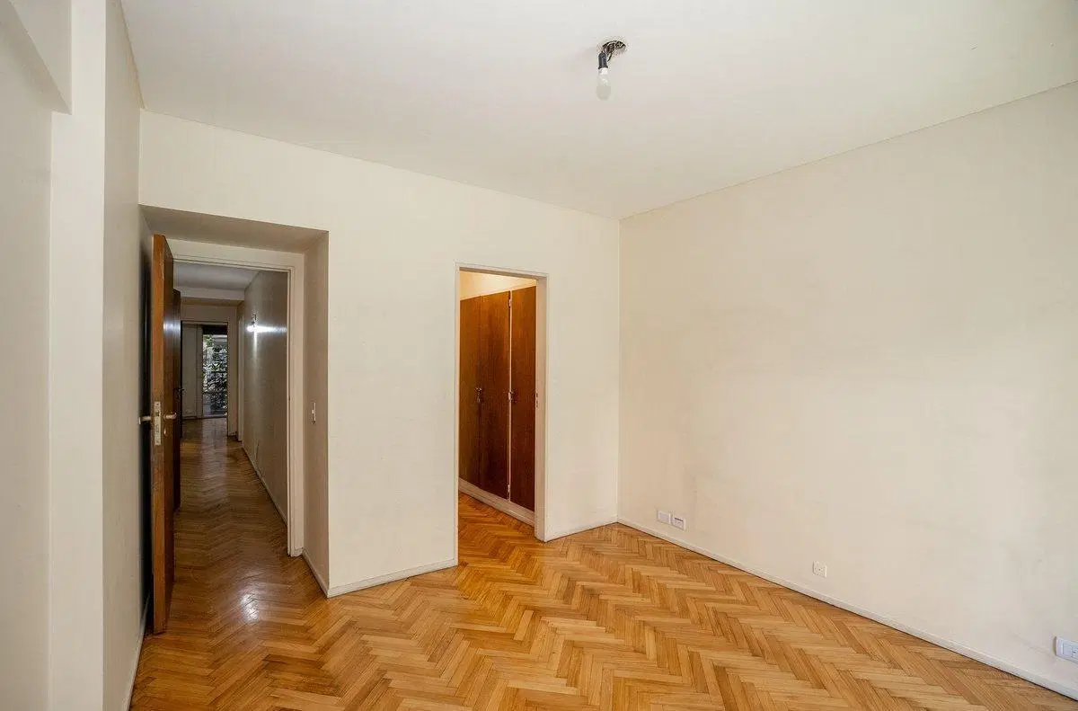 VENTA ELEGANTE SEMIPISO  4 AMB RECOLETA 2