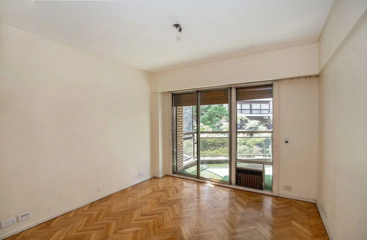 VENTA ELEGANTE SEMIPISO  4 AMB RECOLETA 5