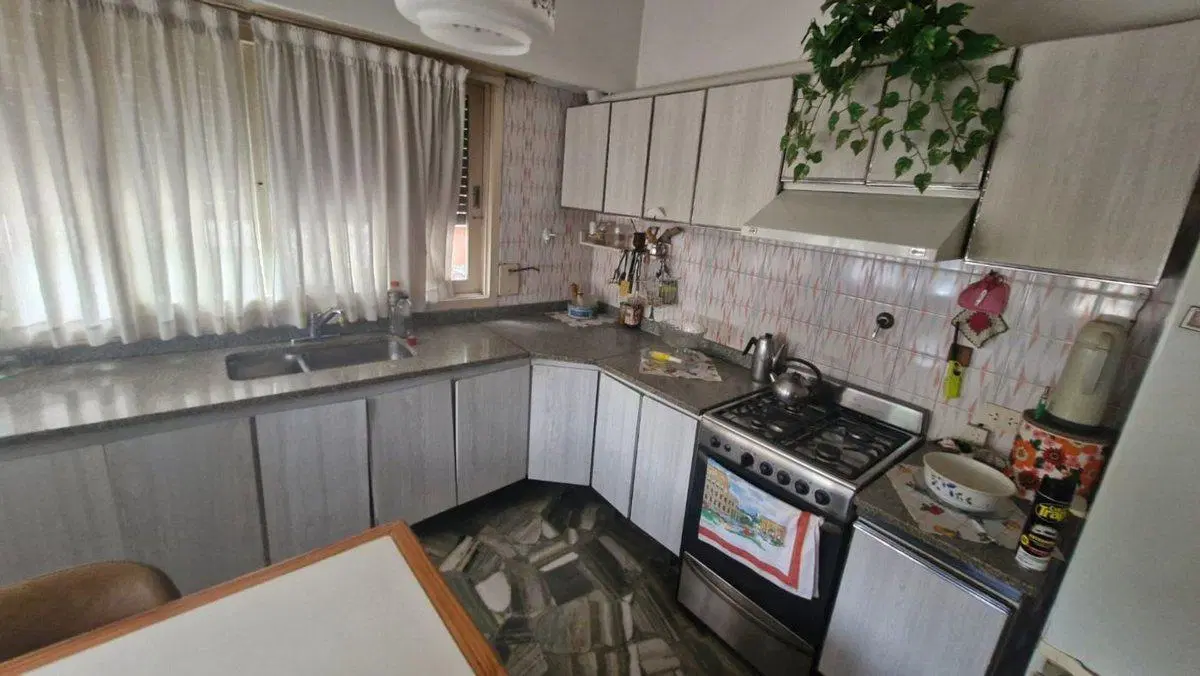 VENTA PH CASA EN P. ALTA CON TERRAZA  Y COCHERA 5