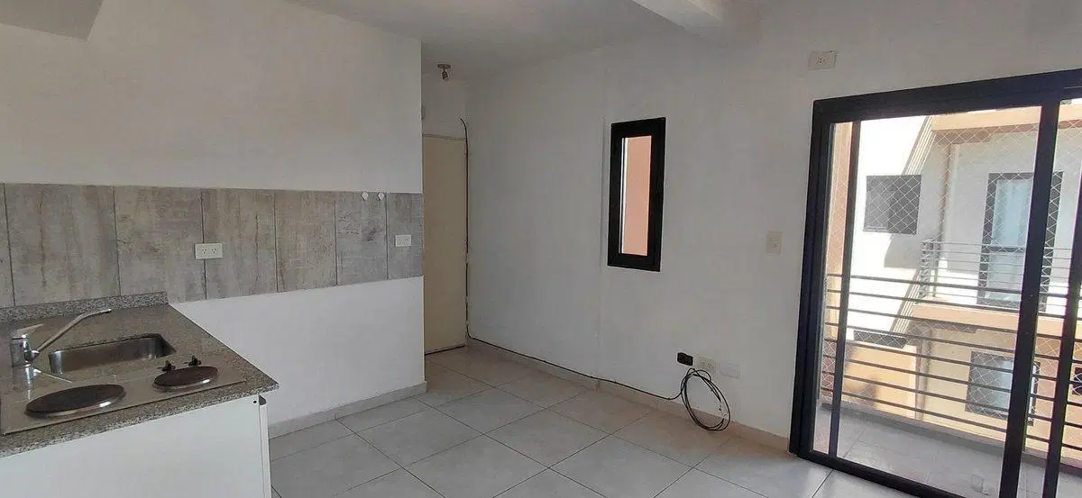MONOAMBIENTE A ESTRENAR CON BALCON AVELLANEDA PLUS 5