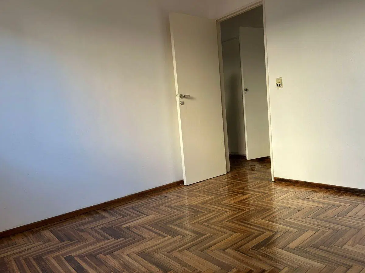 VENTA DEPARTAMENTO 2 AMBIENTES EN QUILMES CENTRO 2