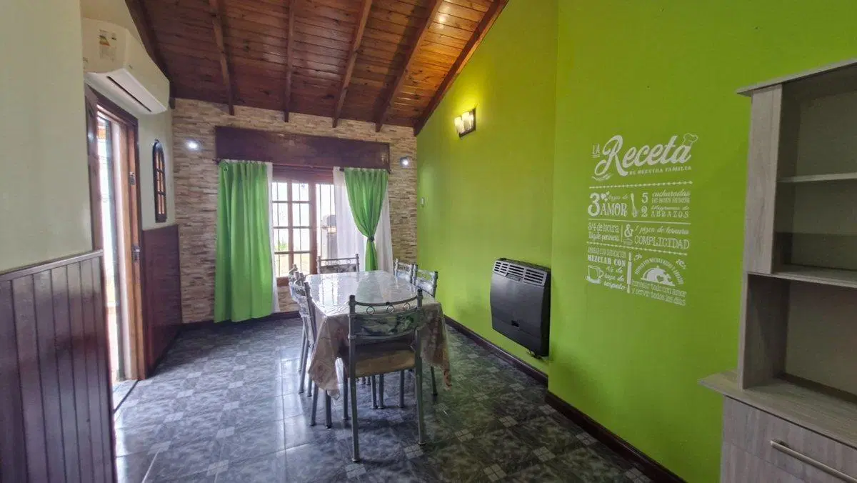 CASA 3 AMB CON PATIO Y COCHERA QUILMES OESTE 4