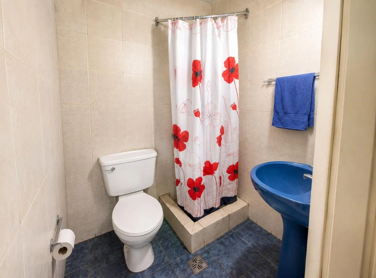 depto 3 amb amplio 1er piso por esc. BARRIO UADE 2