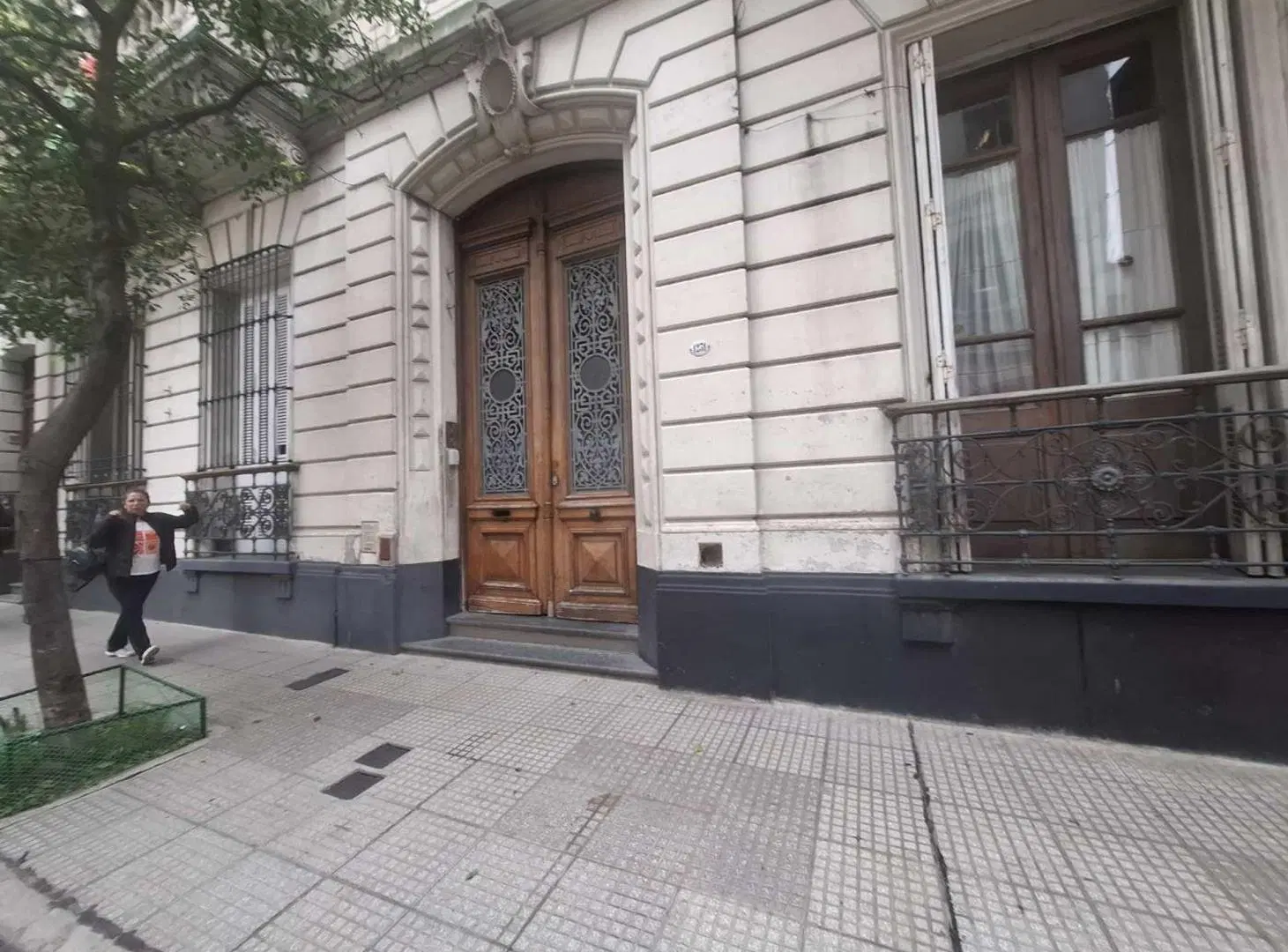 depto 3 amb amplio 1er piso por esc. BARRIO UADE 4