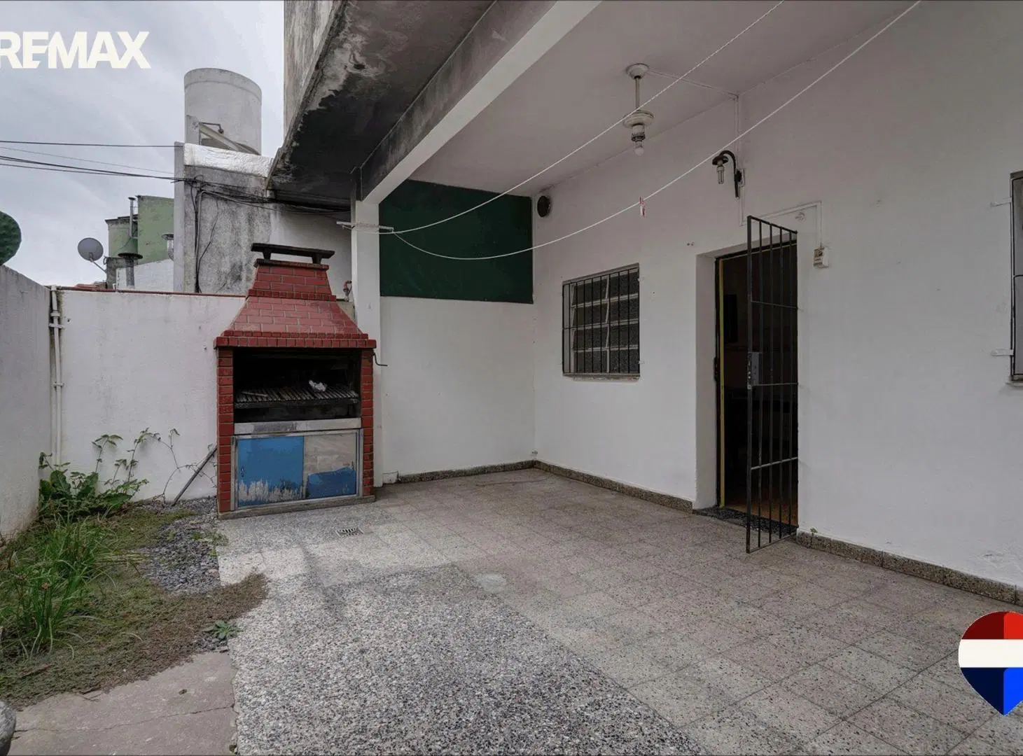 VENTA PH AL FRENTE COCHERA PATIO LOMAS DEL MIRADOR 4