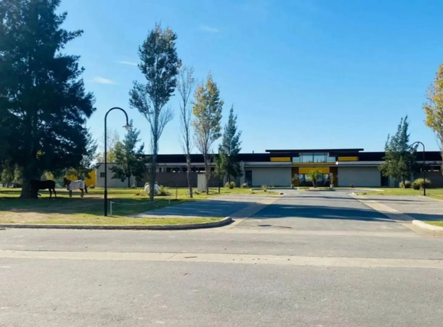 LOTE TERRENO EN VENTA LA PLATA BARRIO AREA 60 4