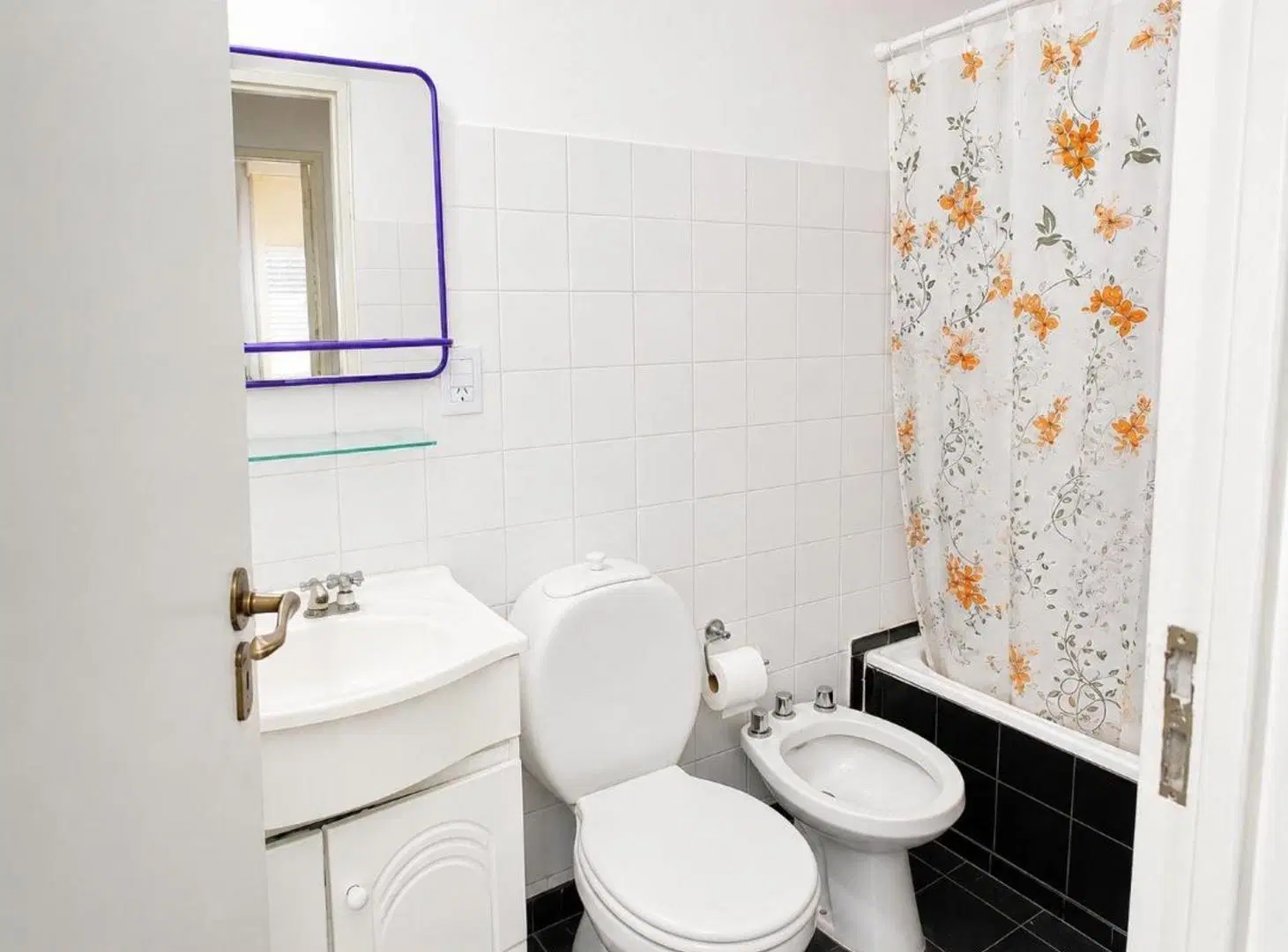 Dpto de 4 Ambientes en Complejo Las Flores Wilde 3