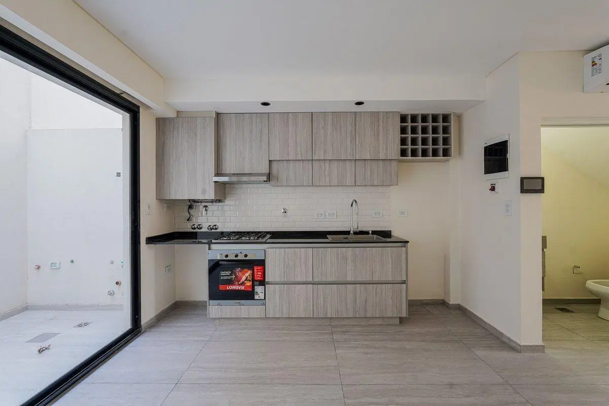 VENTA TRIPLEX VILLA LURO SIN EXPENSAS 2