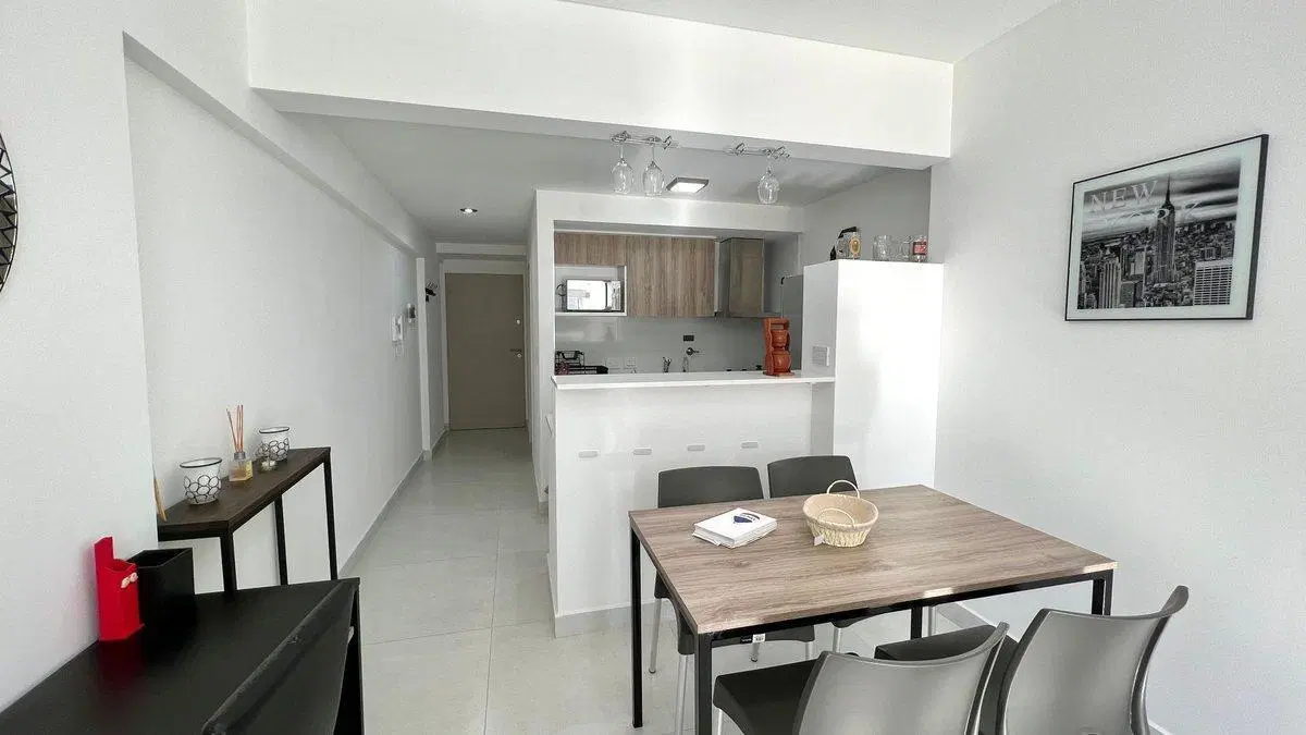 ALQUILER CABALLITO BALCON PILETA ZONA HOSPITALES 4