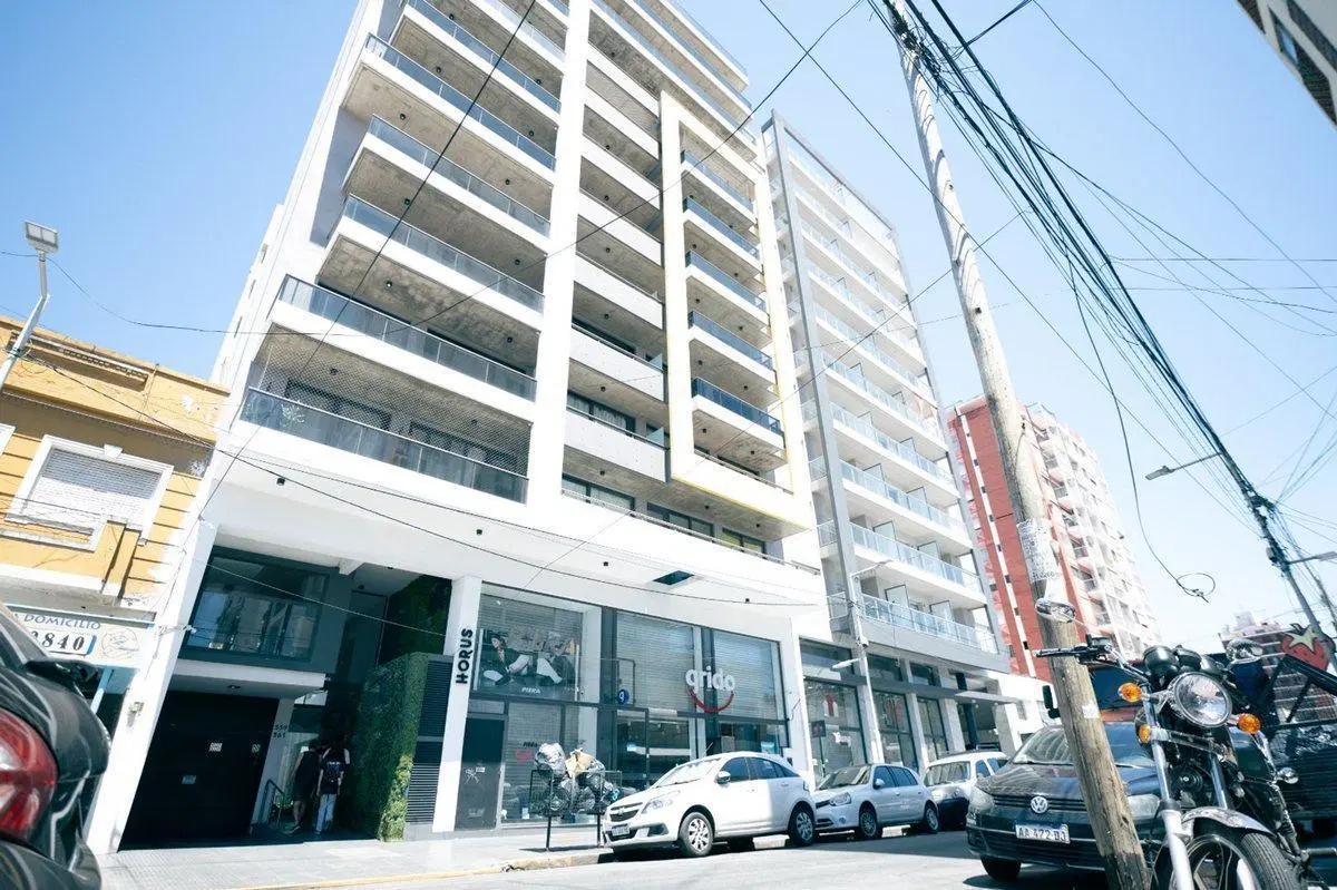 VENTA DPTO 2 AMB WILDE CENTRO EDIF DE CATEGORIA 8