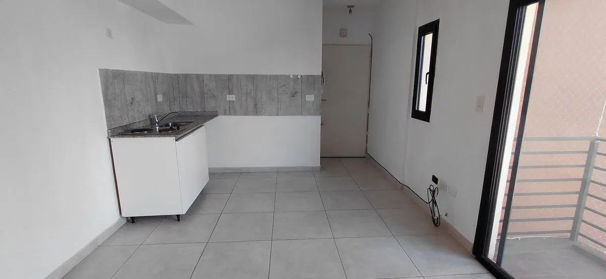 MONOAMBIENTE A ESTRENAR CON BALCON AVELLANEDA PLUS 4