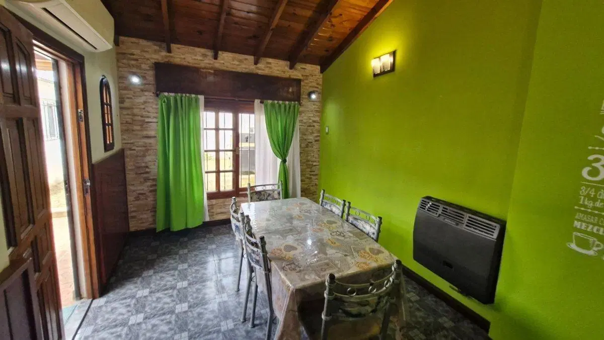 CASA 3 AMB CON PATIO Y COCHERA QUILMES OESTE 5