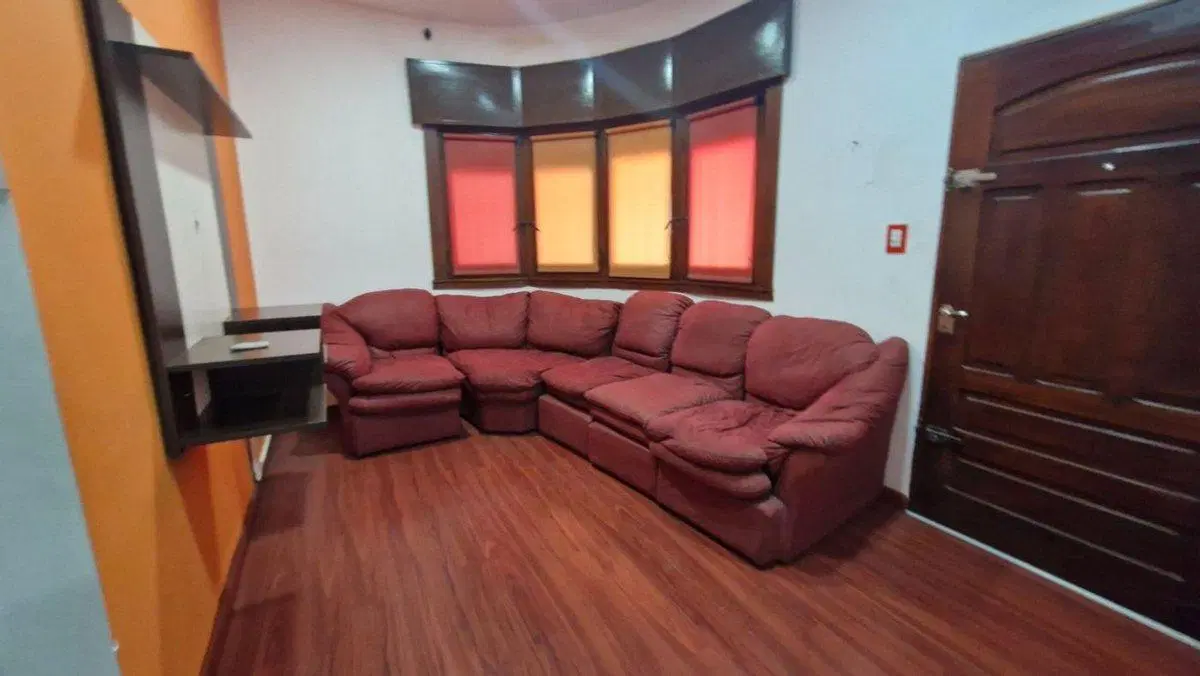 CASA 3 AMB CON PATIO Y COCHERA QUILMES OESTE 2