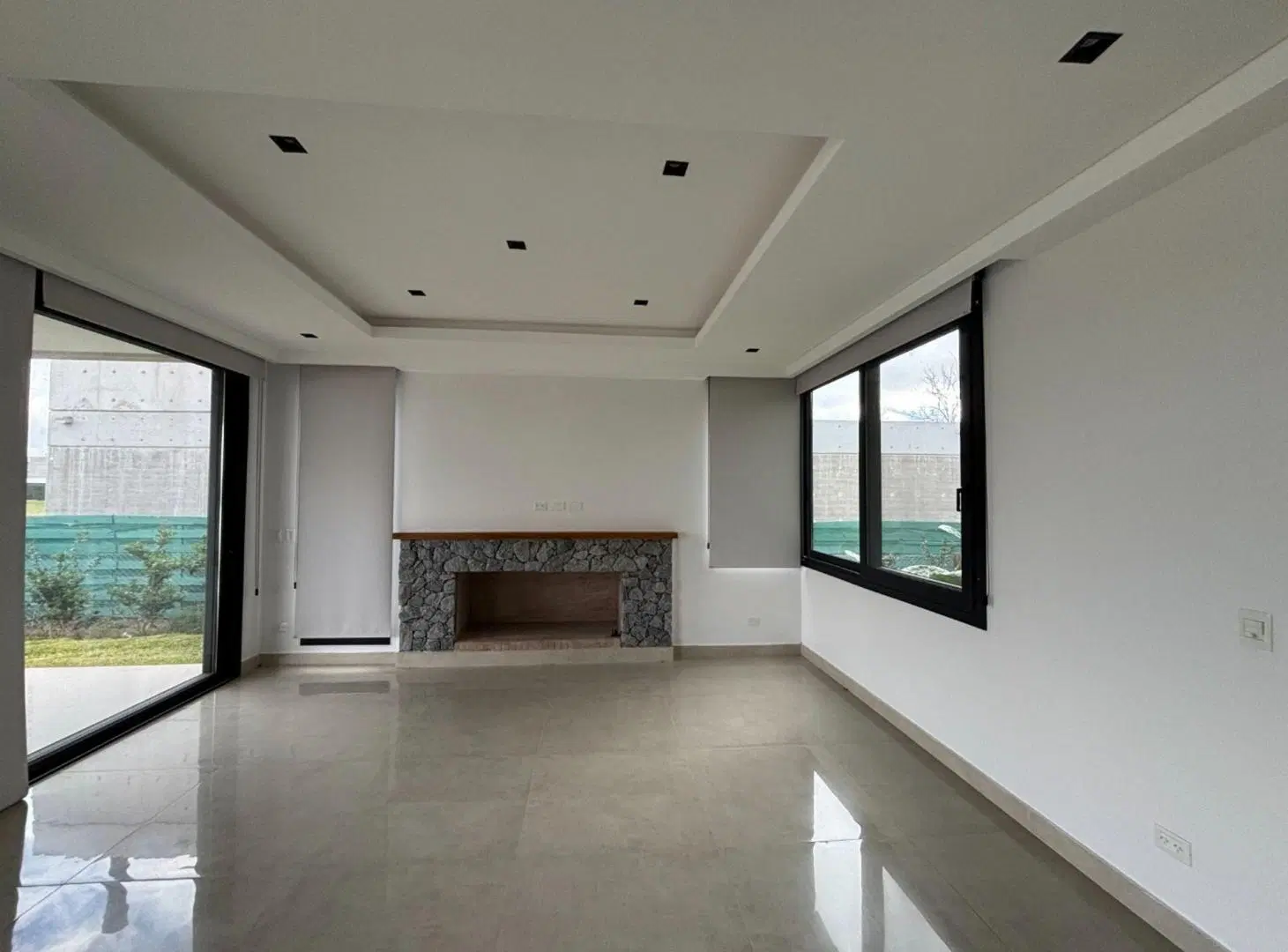 Excelente Casa en Barrio Marinas Puertos Escobar 4
