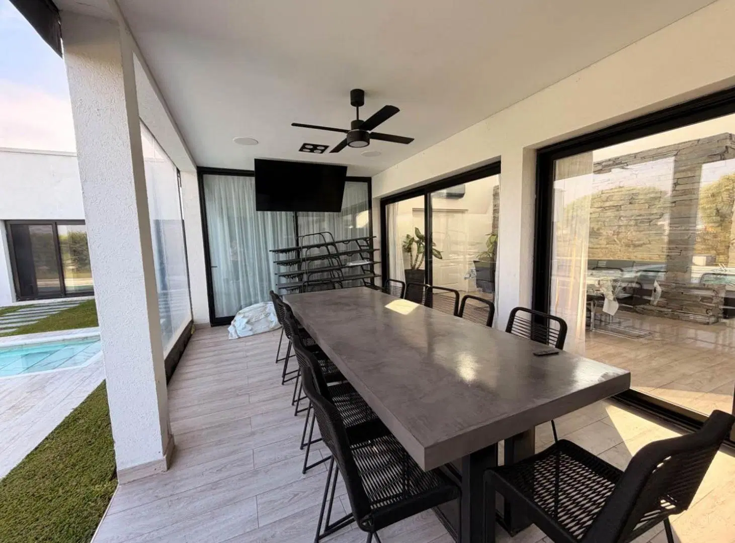 Excelente casa en Pilar del Este 8