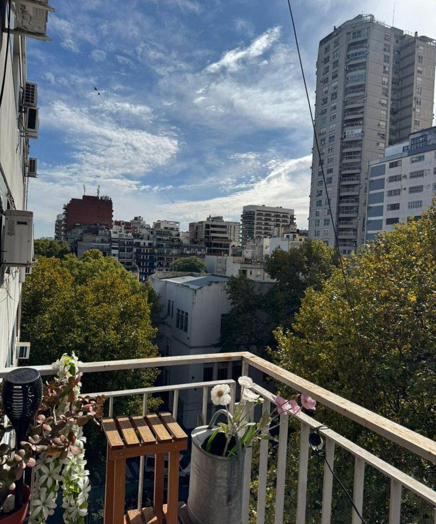 Foto de SEMIPISO 6 AMB TODOS LUMINOSOS FRENTE BELGRANO, imagen 4