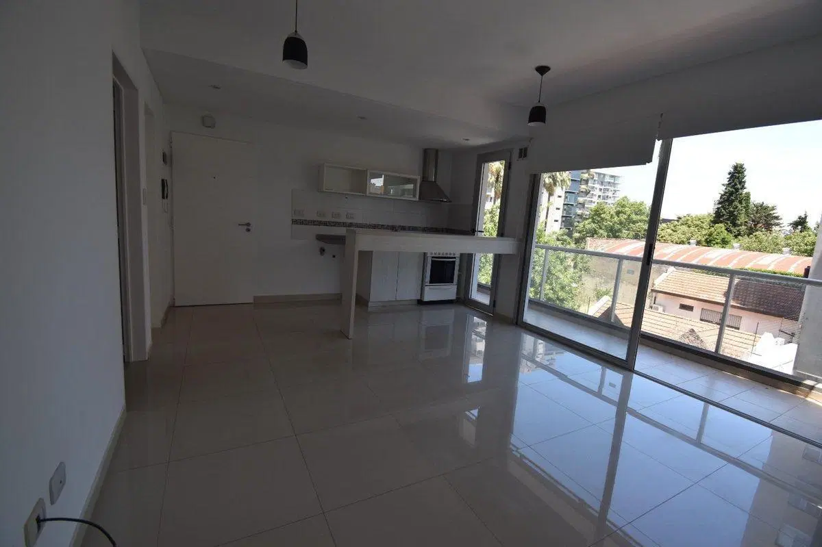 VENTA DPTO 2 AMB CON COCHERA QUILMES CENTRO 5