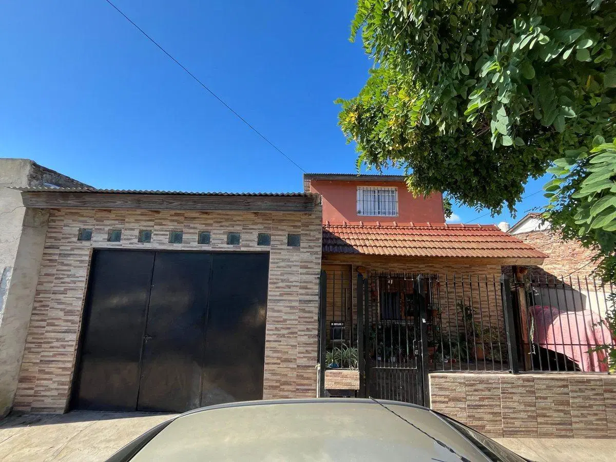 CASA VENTA 5 AMB GARAGE APTA CRÉDITO BURZACO 3