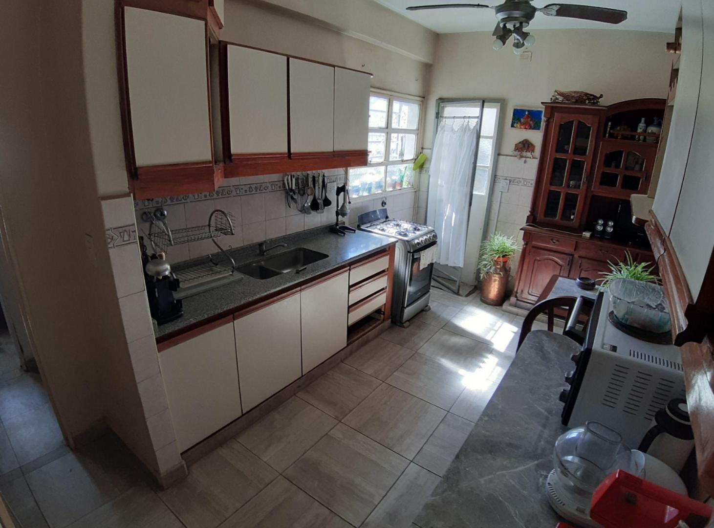 Foto de VENTA PH 4 AMBIENTES LINIERS SIN EXPENSAS, imagen 5