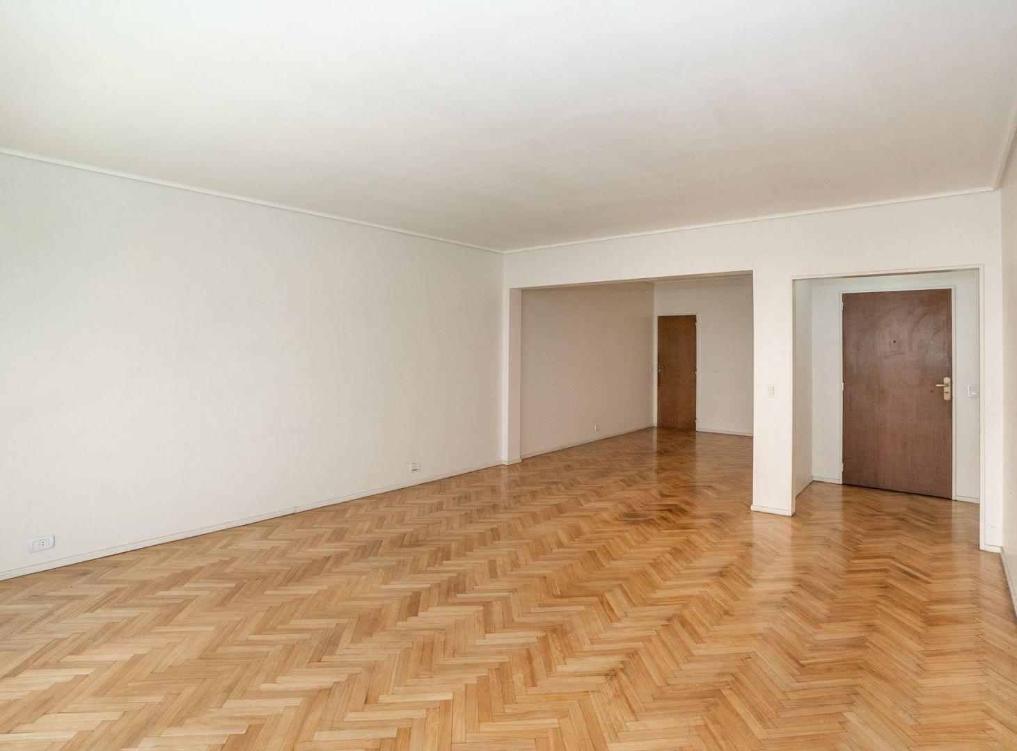 Foto de VENTA ELEGANTE SEMIPISO 4 AMB RECOLETA, imagen 1