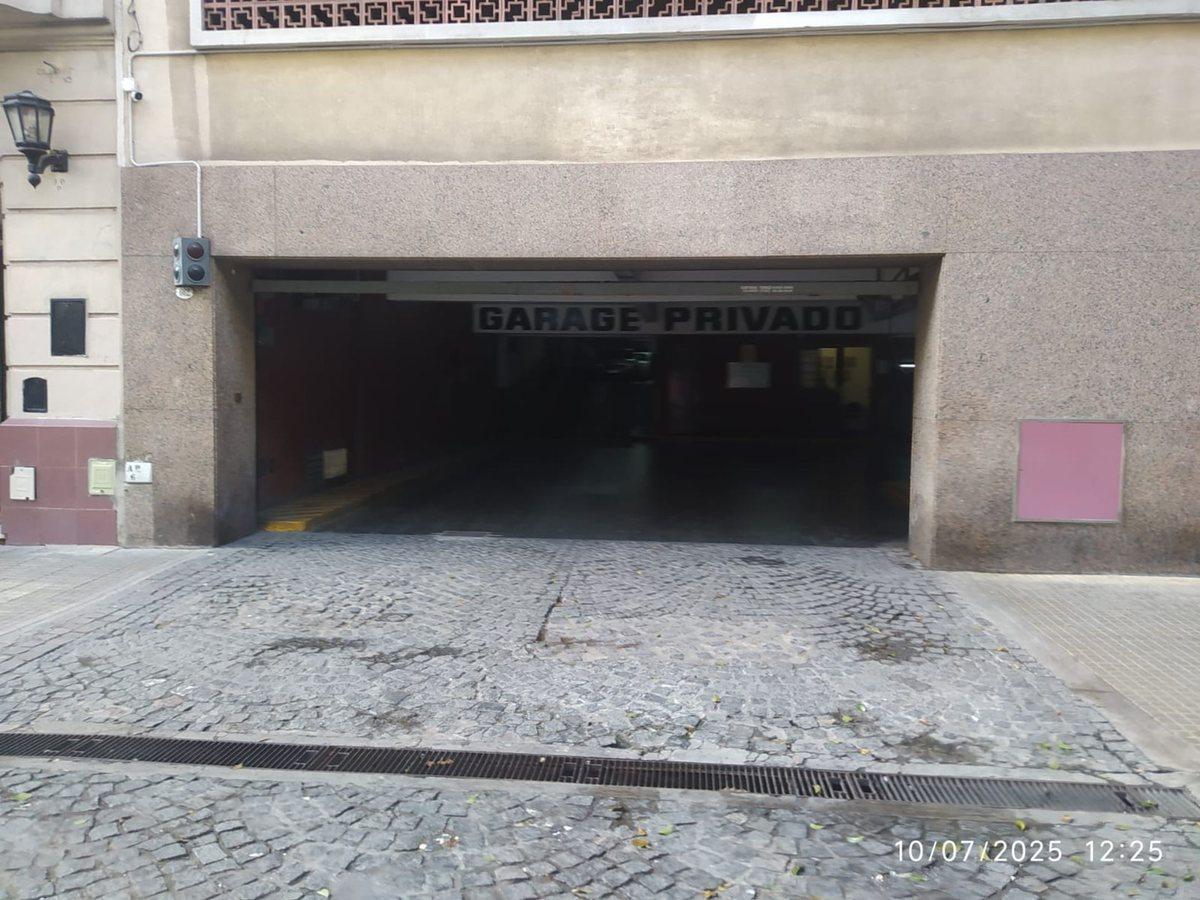 Foto de VENTA COCHERA FIJA Y CUBIERTA SAN TELMO, imagen 1