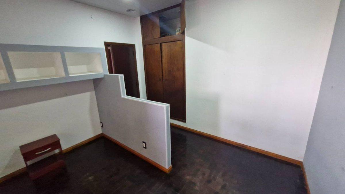 Foto de CASA 3 AMB CON PATIO Y COCHERA QUILMES OESTE, imagen 4