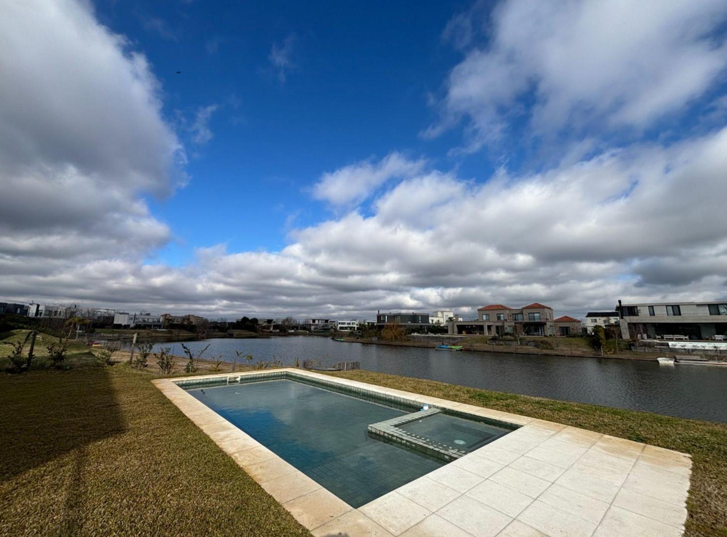 Foto de Excelente Casa en Barrio Marinas Puertos Escobar, imagen 4