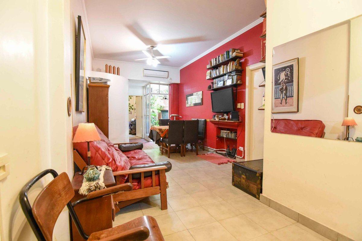 Foto de DEPARTAMENTO 4 AMBIENTES C/PATIO. JARDIN. BELGRANO, imagen 1